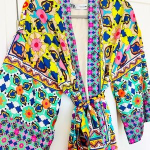 NWT ZARA KIMONO - SIZE S